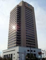 近くの東大阪市役所まで262m（徒歩4分）