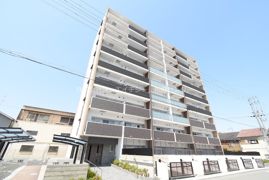 カウニス ラトヴァの外観画像