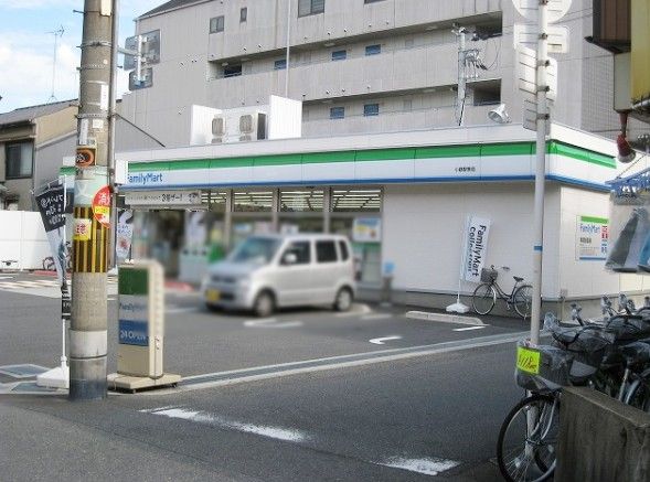 近くのファミリーマート 今津南一丁目店まで672m（徒歩9分）