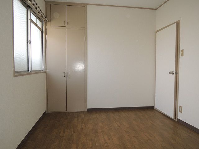 ベッドルーム