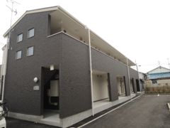 アムールD棟の外観画像