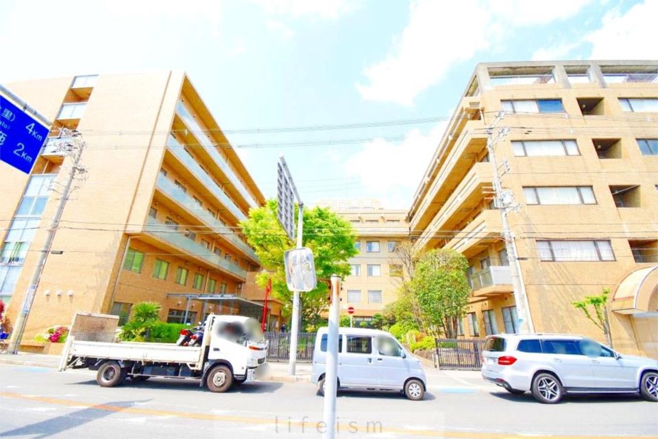 近くの池田病院まで573m（徒歩8分）