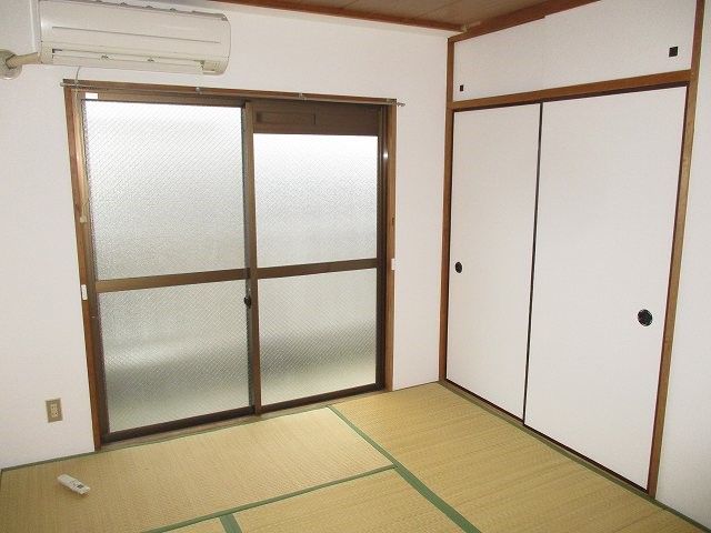 ベッドルーム