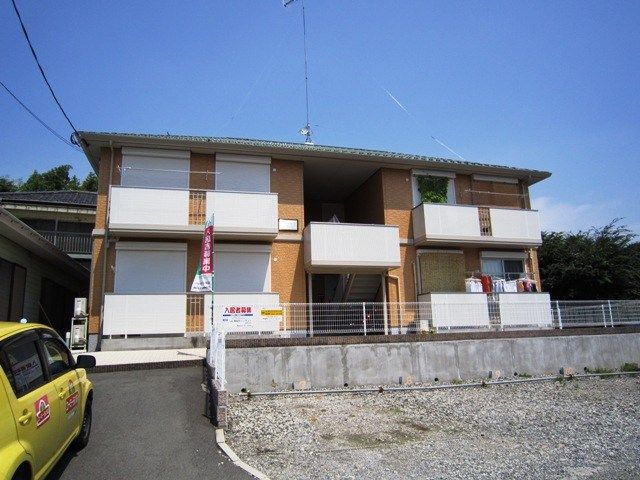 近くのローソンストア100 秦野南矢名店まで1,057m(徒歩14分)