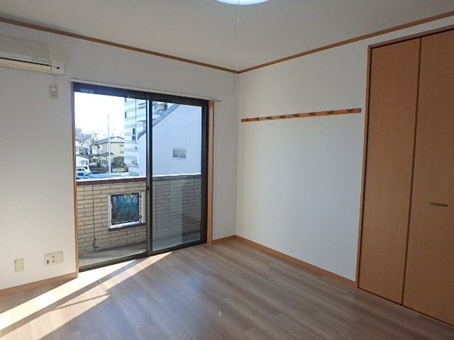 ベッドルーム