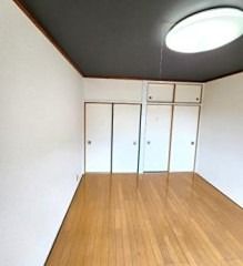 ベッドルーム