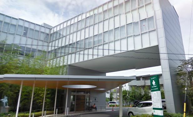 近くのクローバーホスピタルまで497m（徒歩7分）