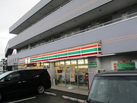 近くのセブンイレブン 秦野南矢名南店まで498m（徒歩7分）