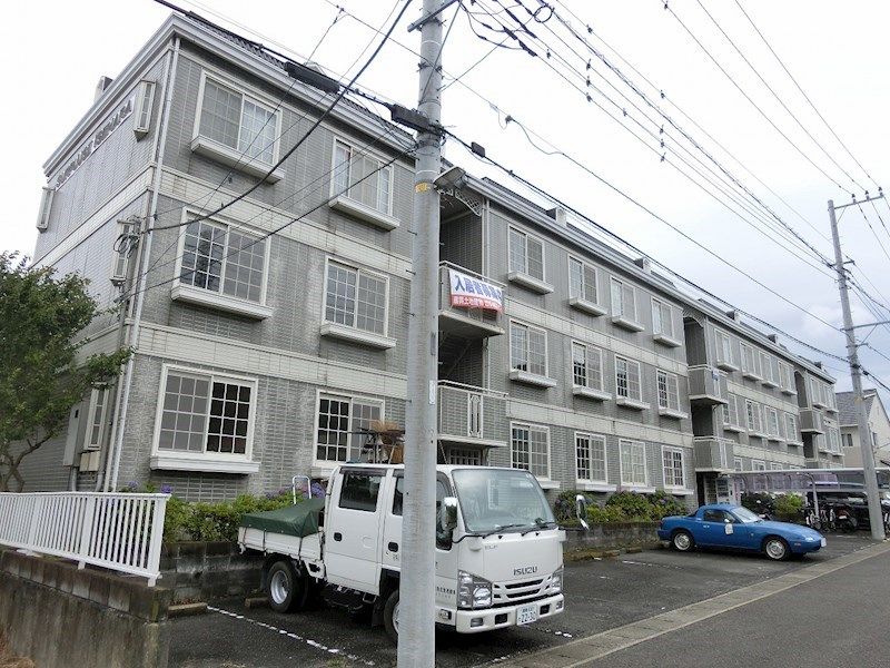 近くのフードワン 鶴巻店まで952m（徒歩12分）