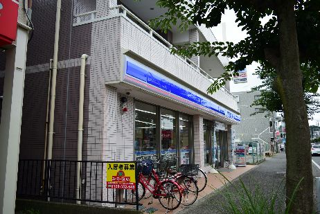 近くのローソン 平塚河内店まで419m（徒歩6分）