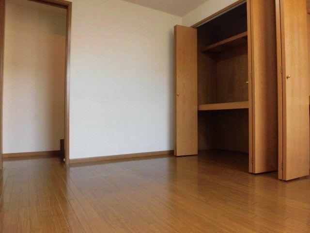 ベッドルーム