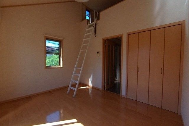 ベッドルーム