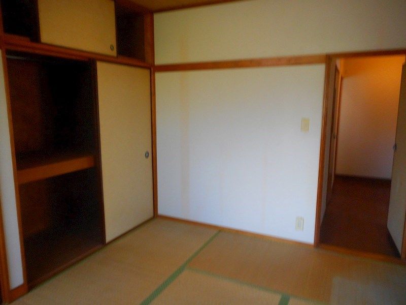 ベッドルーム