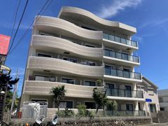 ルナスクエアの外観画像