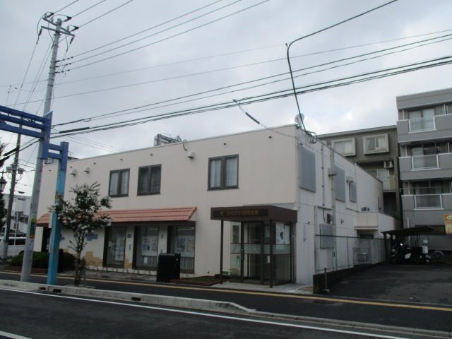近くのかながわ信用金庫 六会支店まで391m（徒歩5分）