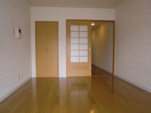ベッドルーム