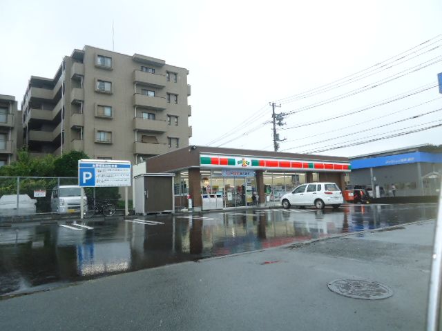 近くのサンクス 藤沢秋葉台店まで497m（徒歩7分）