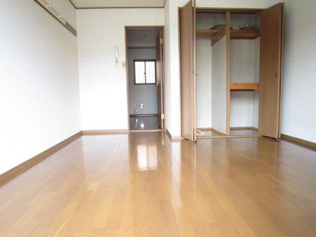 ベッドルーム