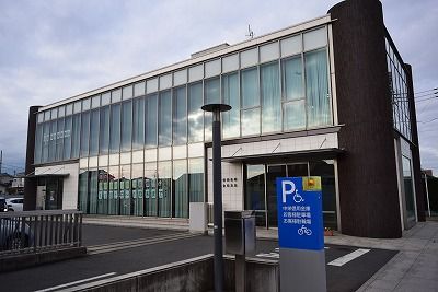 近くの中栄信用金庫金目支店まで799m（徒歩10分）
