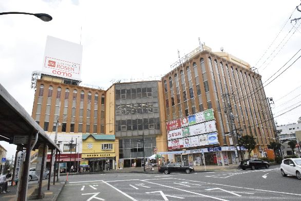 近くのSOTETSU ROSEN（そうてつローゼン） 伊勢原駅前店まで281m（徒歩4分）