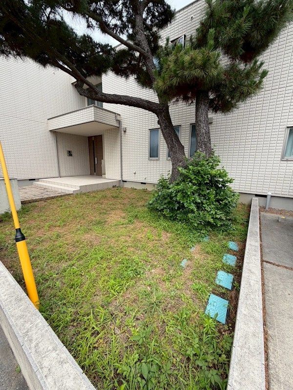 近くのセブンイレブン 茅ヶ崎サザンビーチ店まで536m（徒歩7分）