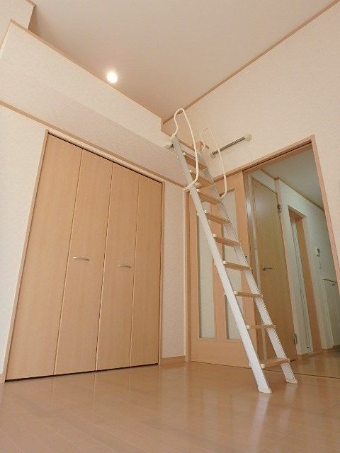 ベッドルーム