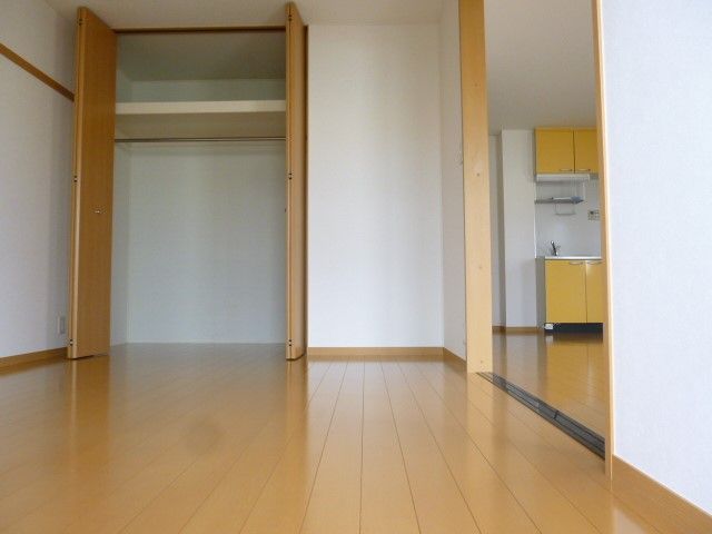 ベッドルーム