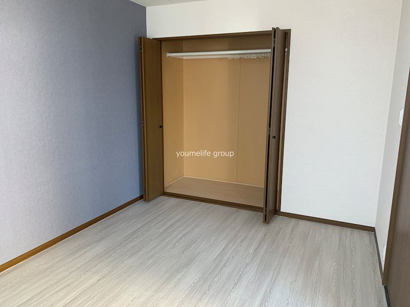 ベッドルーム