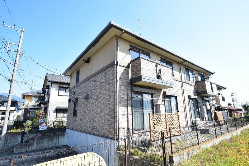 クローバーハウスの外観画像