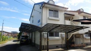 ストーンリバーB棟の外観画像