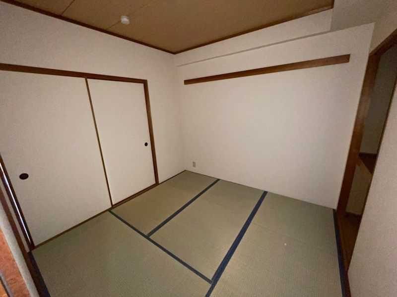 ベッドルーム