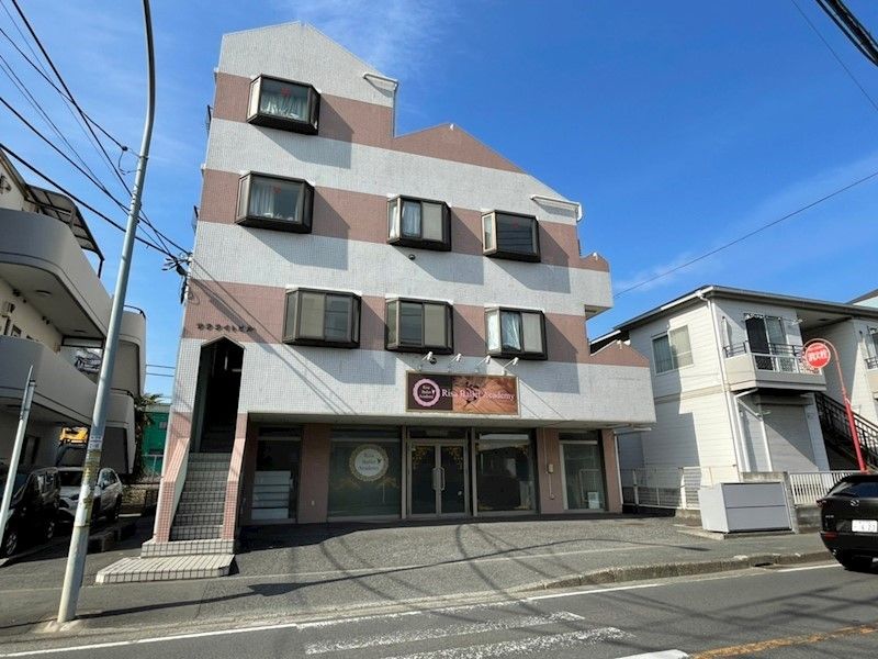 サテライトビルの外観画像