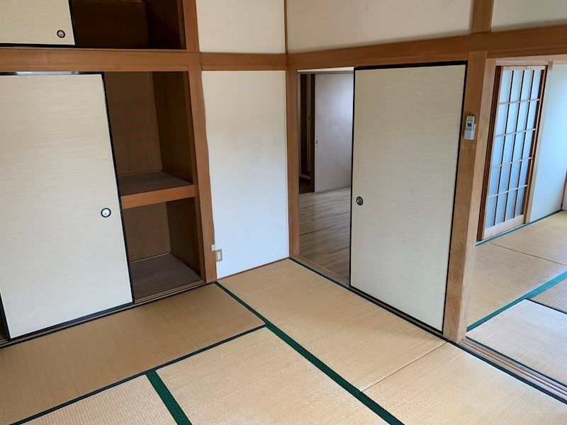 ベッドルーム