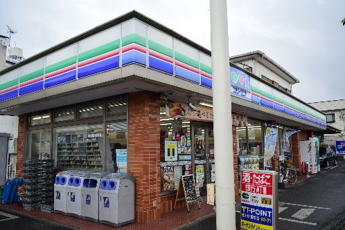 近くのスリーエフ 平塚徳延店まで494m（徒歩7分）
