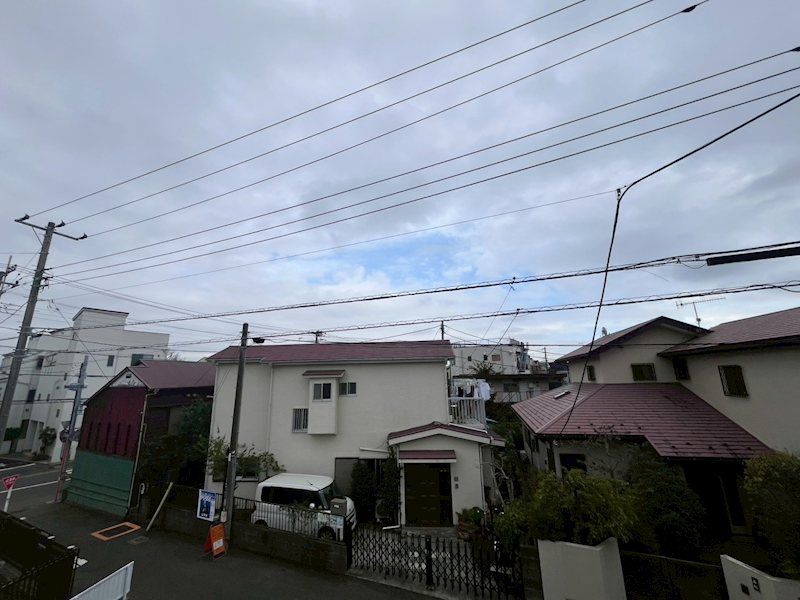 近くの辻堂郵便局まで607m（徒歩8分）