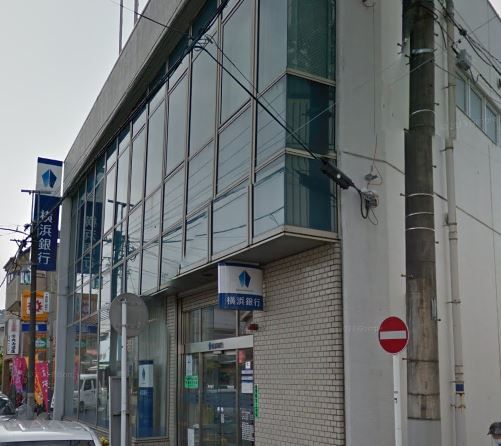 近くの横浜銀行 下曽我支店まで730m（徒歩10分）