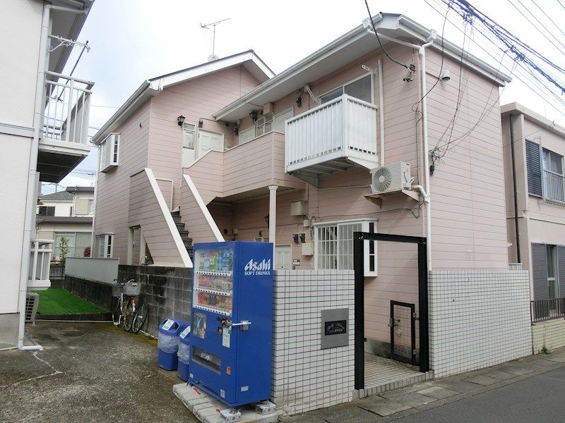 ベルメゾン第45愛甲石田の外観画像