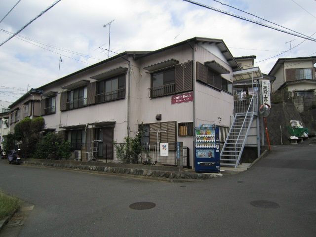 ファミールホンダの外観画像