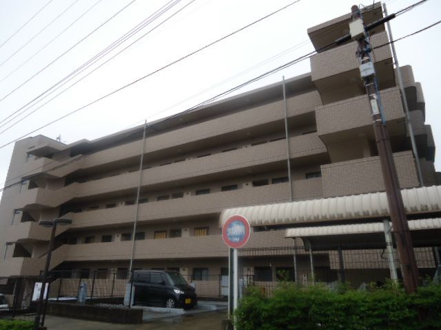 サンシャイン湘南の外観画像