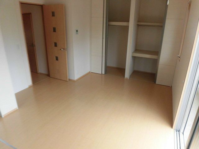 ベッドルーム