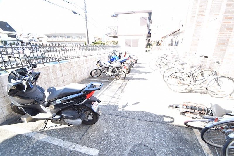 その他