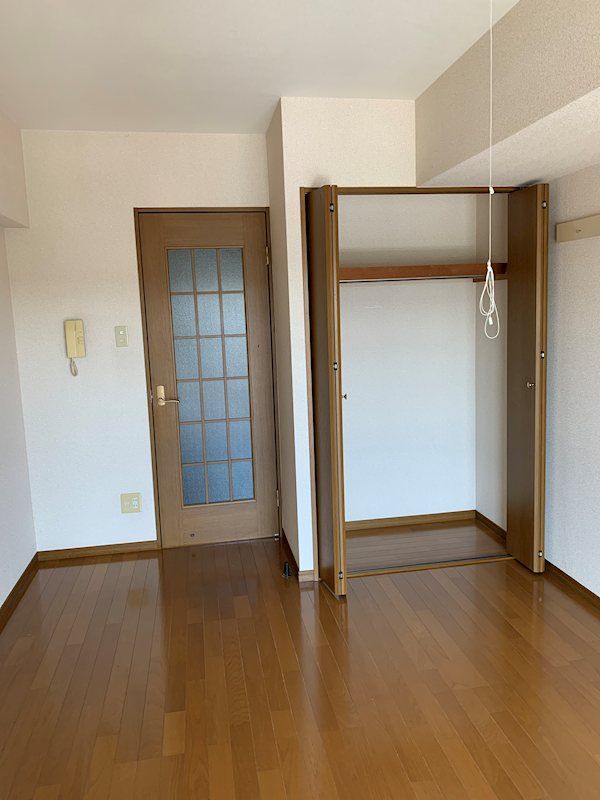 ベッドルーム
