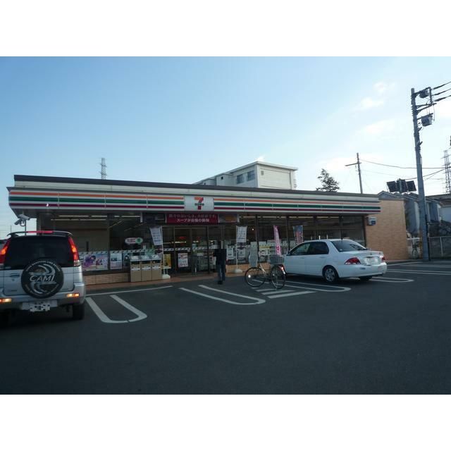 近くのセブンイレブンさむかわ中央公園前店まで330m(徒歩5分)