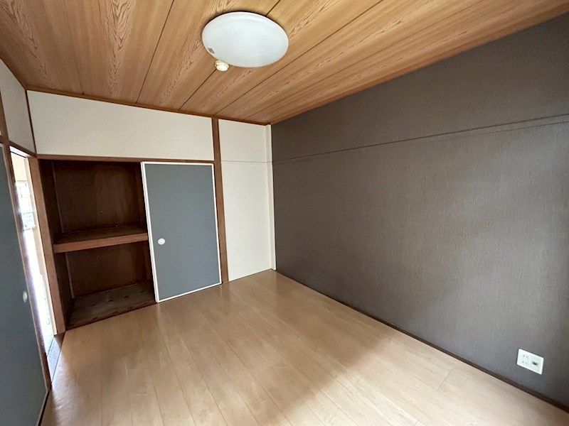 ベッドルーム