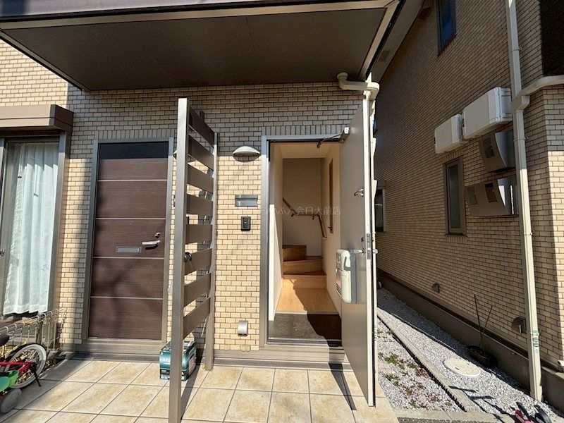 近くのLOPIA（ロピア） 綾瀬店まで956m（徒歩12分）