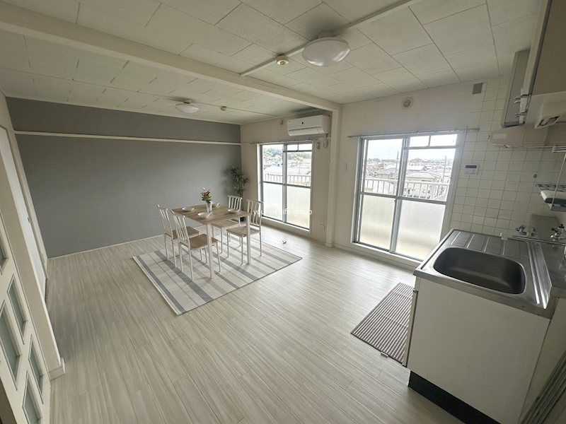 近くの食品館あおば 大井松田店まで687m（徒歩9分）