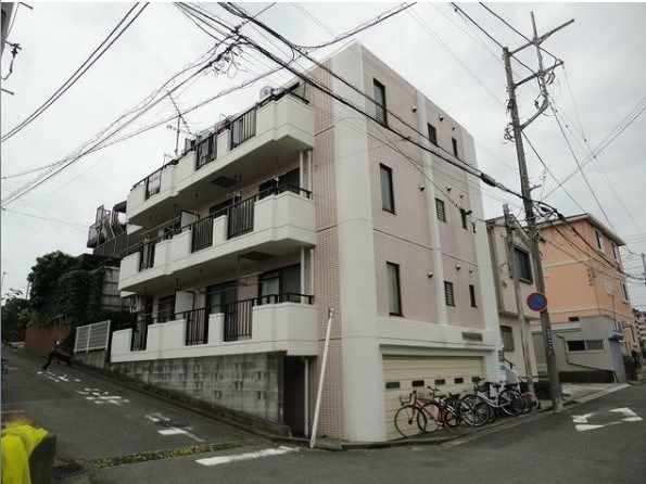 ジュネパレス平塚の外観画像