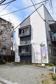 ホワイトハイツ東海大の外観画像