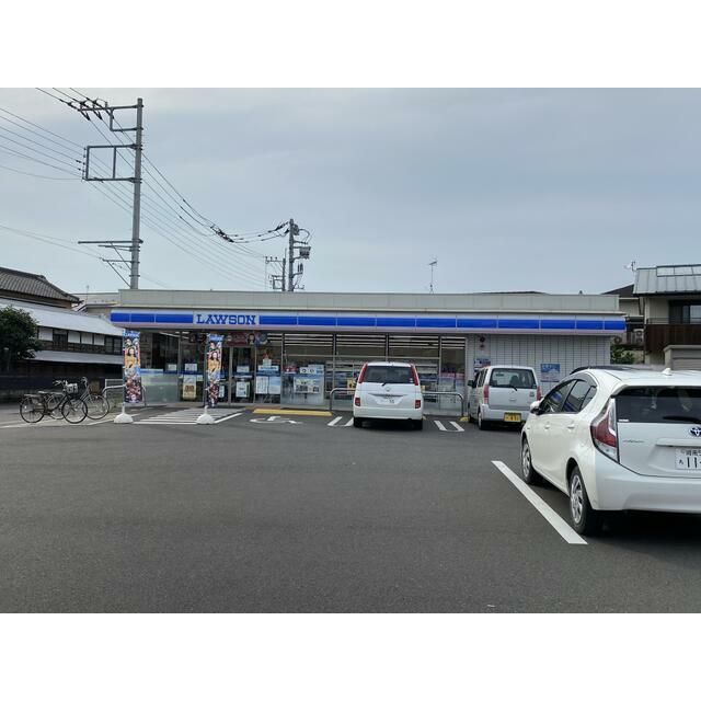 近くのローソン和田河原駅前店まで84m（徒歩2分）