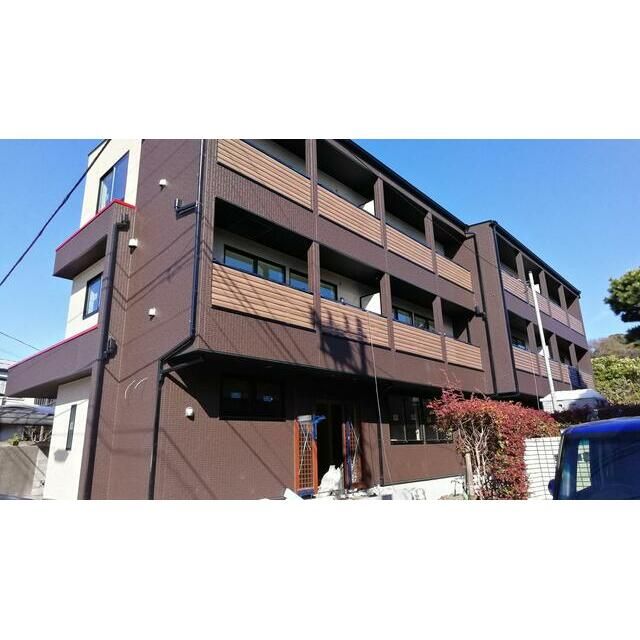 トラストヒルズ小町の外観画像